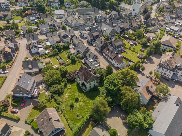 Alte Mittelstraße 12  , Schmallenberg