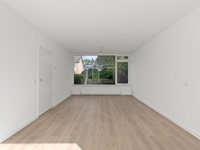 Reseda 2, Dordrecht