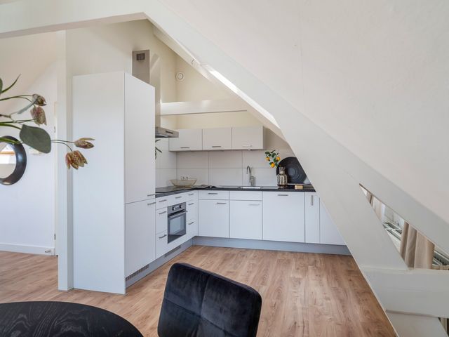 Oostzeedijk Beneden 35C03, Rotterdam