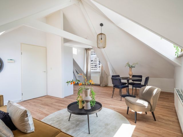 Oostzeedijk Beneden 35C03, Rotterdam