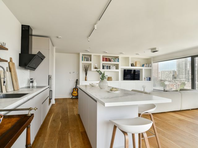 Baan 48F, Rotterdam