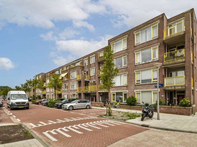 M. Gandhilaan 73, Amsterdam