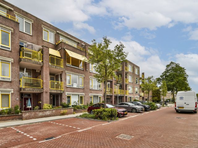 M. Gandhilaan 73, Amsterdam