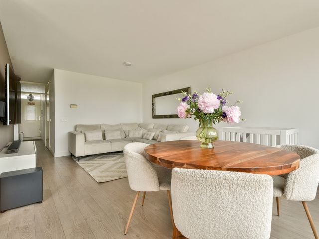 M. Gandhilaan 73, Amsterdam