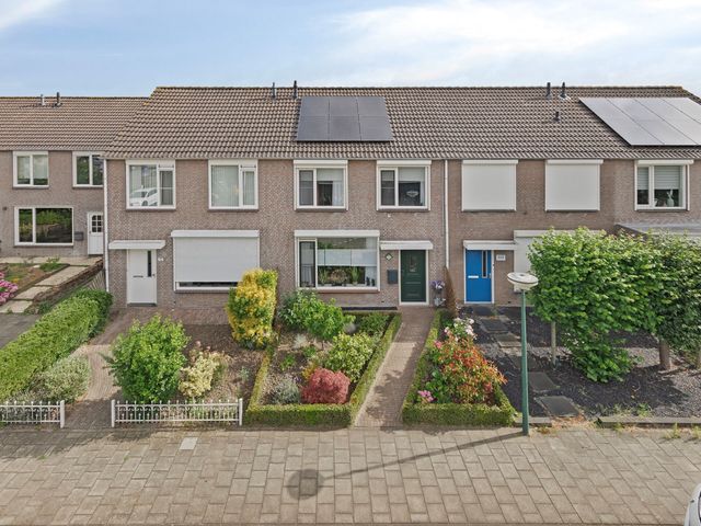 'T Magesijn 62, Klundert