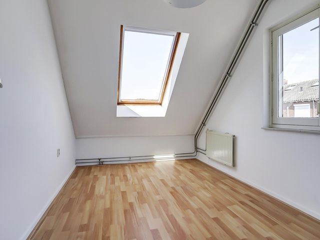 Krayenhofflaan 13, Waalwijk