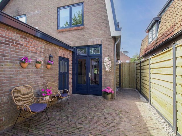 Prinses Julianastraat 15, Bunschoten-Spakenburg
