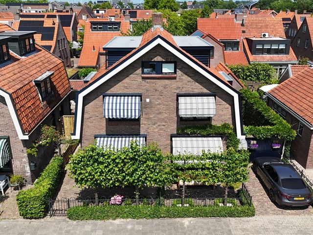 Prinses Julianastraat 15, Bunschoten-Spakenburg