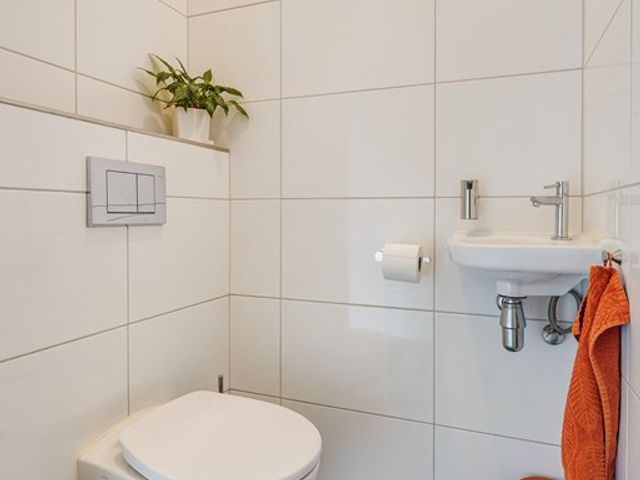 Tieratesstraat 8, Wateringen