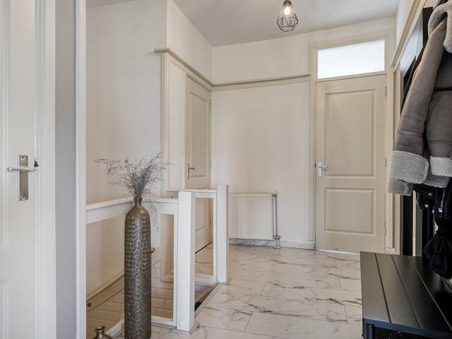 Baambruggestraat 125, Den Haag