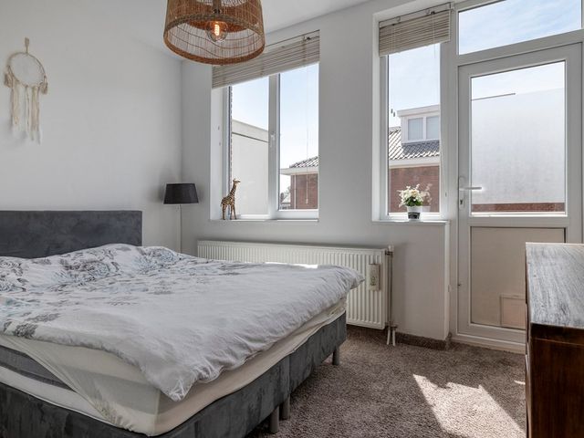 Baambruggestraat 125, Den Haag