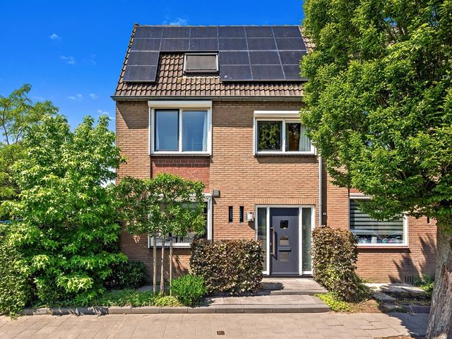 Baanderheer 1, Maasland