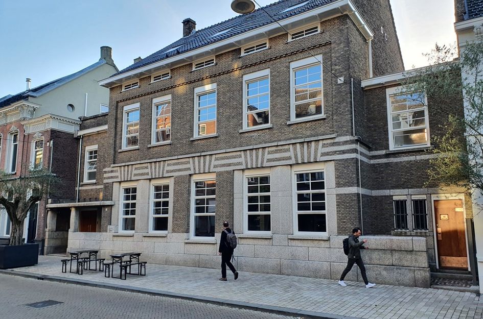 Stationsstraat 40 01