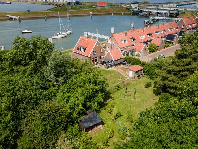 Sluisweg 41, Kornwerderzand
