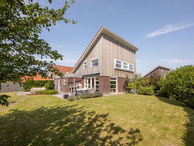 Wûnsstelling 23, Makkum