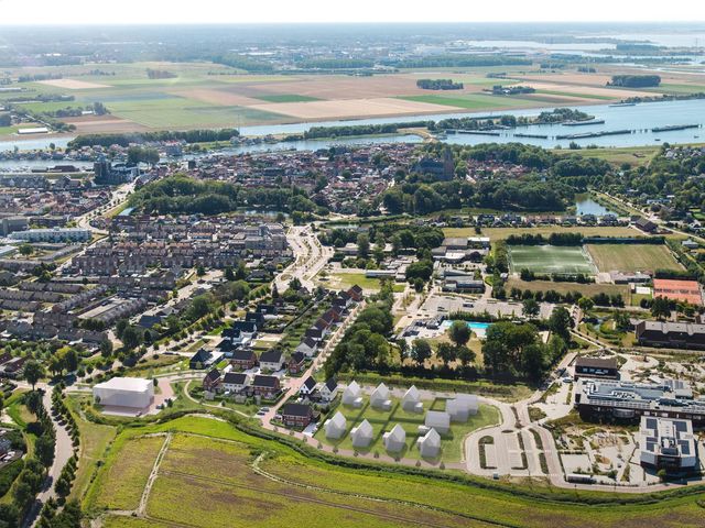 Twee-onder-één-kapwoning - B1 , Tholen