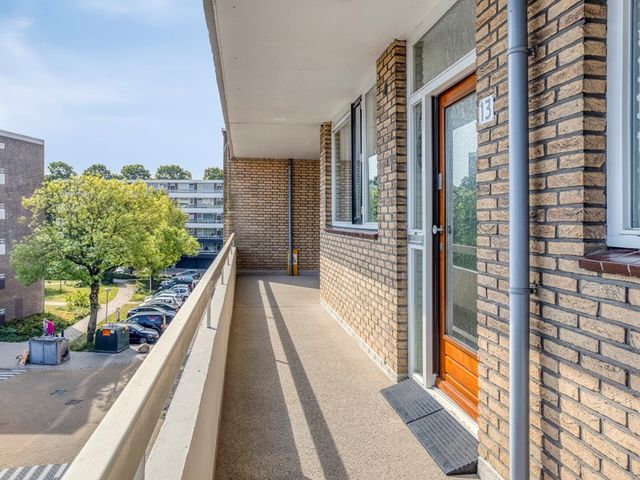 Admiraal de Ruyterweg 13, Zwijndrecht