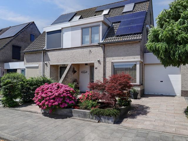 Poldervaart 45, 's-Gravendeel