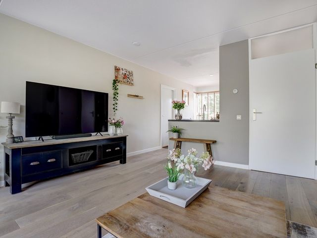 Poldervaart 45, 's-Gravendeel