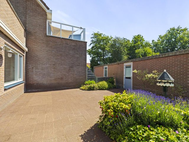 Leeuwenhorst 5, 'T Zand