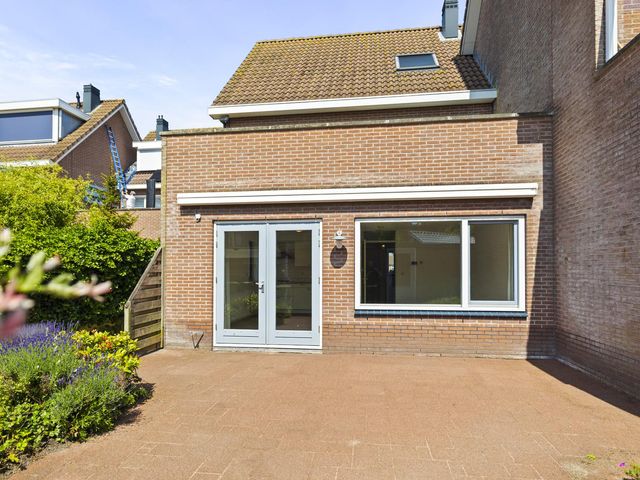 Leeuwenhorst 5, 'T Zand