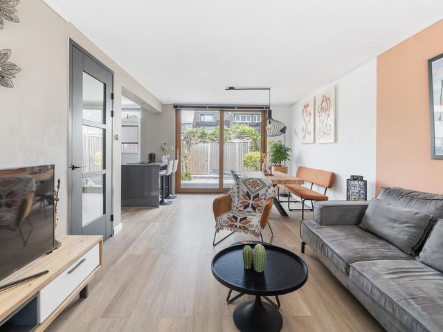 Akkerwinde 2, Barendrecht