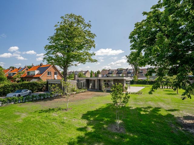 Bakkersdijk 15, Barendrecht