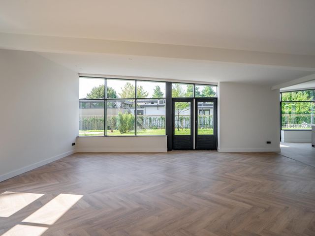 Bakkersdijk 15, Barendrecht