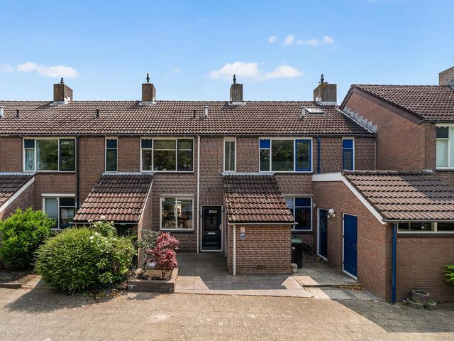 Ebstroom 32, Hellevoetsluis
