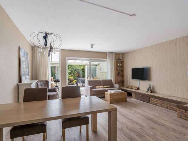Ebstroom 32, Hellevoetsluis