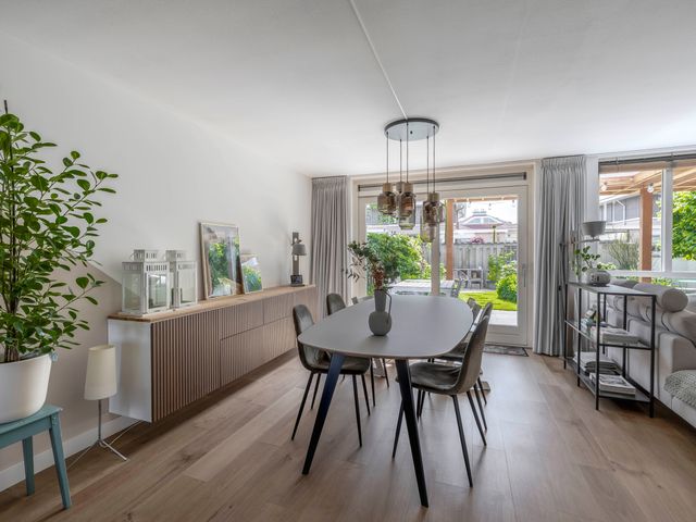 Rigel 28, Waddinxveen