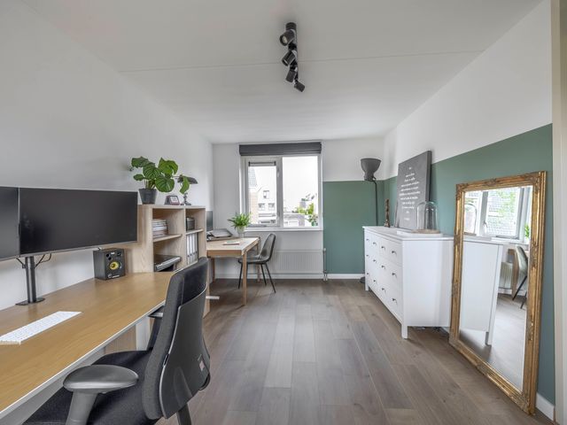 Rigel 28, Waddinxveen