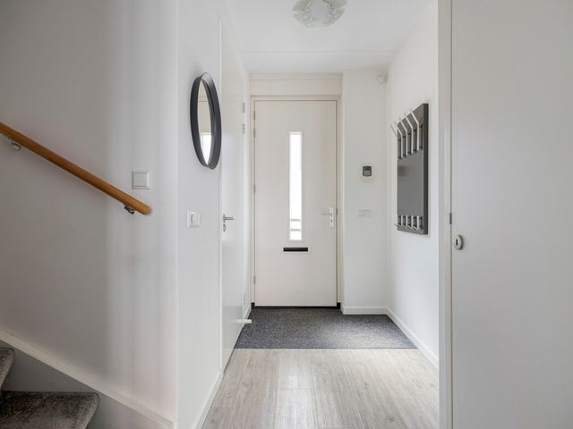 Zwedenstraat 11, De Lier