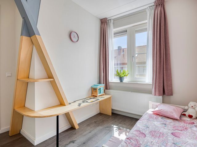 Zwedenstraat 11, De Lier