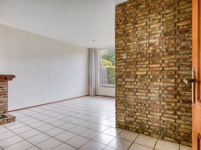 Nijenrode 7, Zwijndrecht