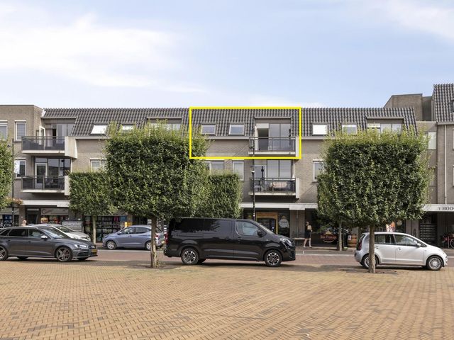 't Dorp 81, Heesch