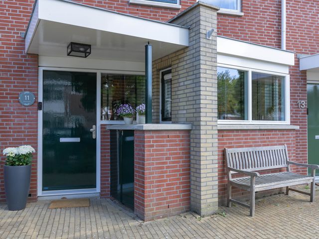 Ferdinand Bollaan 11, Voorschoten