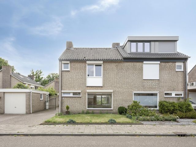 Irenelaan 64, Weert