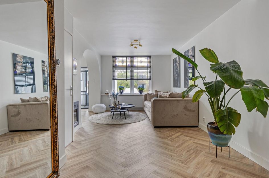 Dorpsstraat 42b