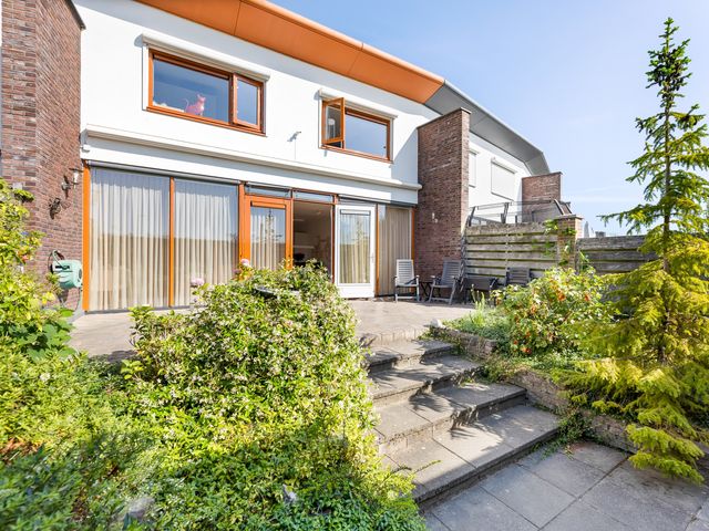 Strandwal 64, Vlissingen