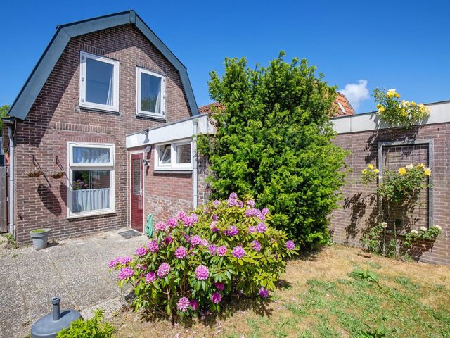 Schoonoordsingel 2, Den Burg
