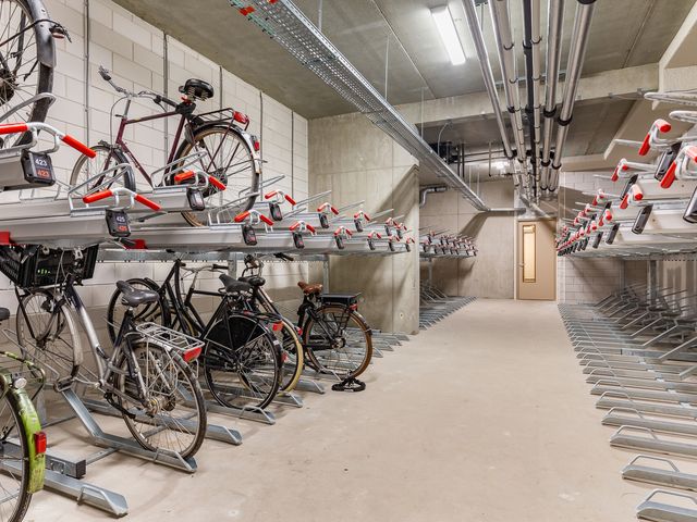 Ananasweg 76, Leiden