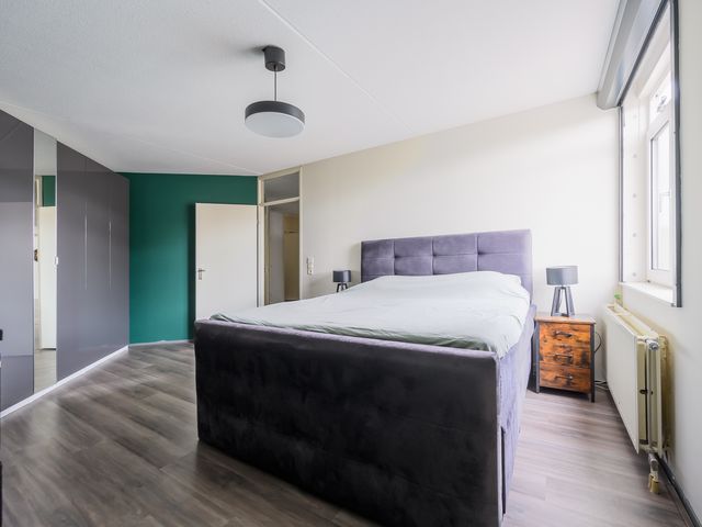 H. de Lintweg 25, Spijkenisse