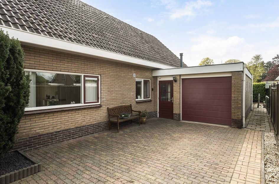 Nieuwe Uitleg 52