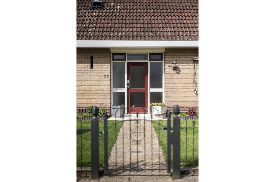 Nieuwe Uitleg 52