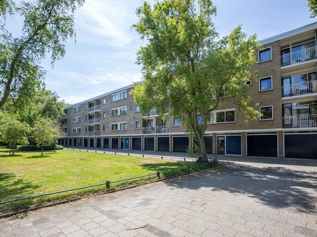 Joseph Haydnlaan 22, Leiden