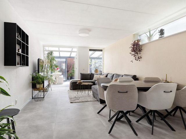 Van der Linden-akker 24, Barendrecht