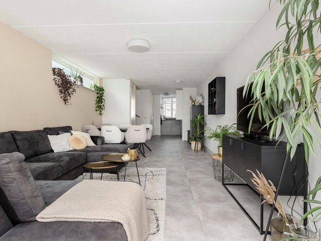Van der Linden-akker 24, Barendrecht