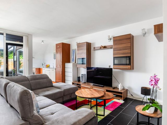 Moerbeigaarde 8, Zoetermeer