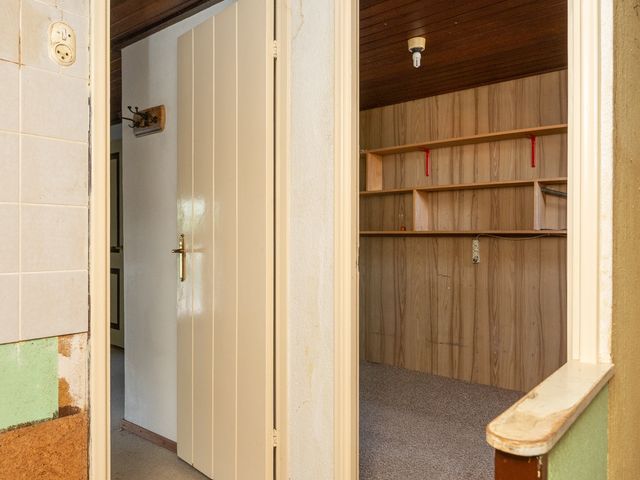Diek 24, Den Hoorn